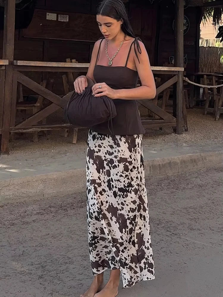 Conjunto Coordinado Estampado para Mujer (Camisa y Falda Midi)